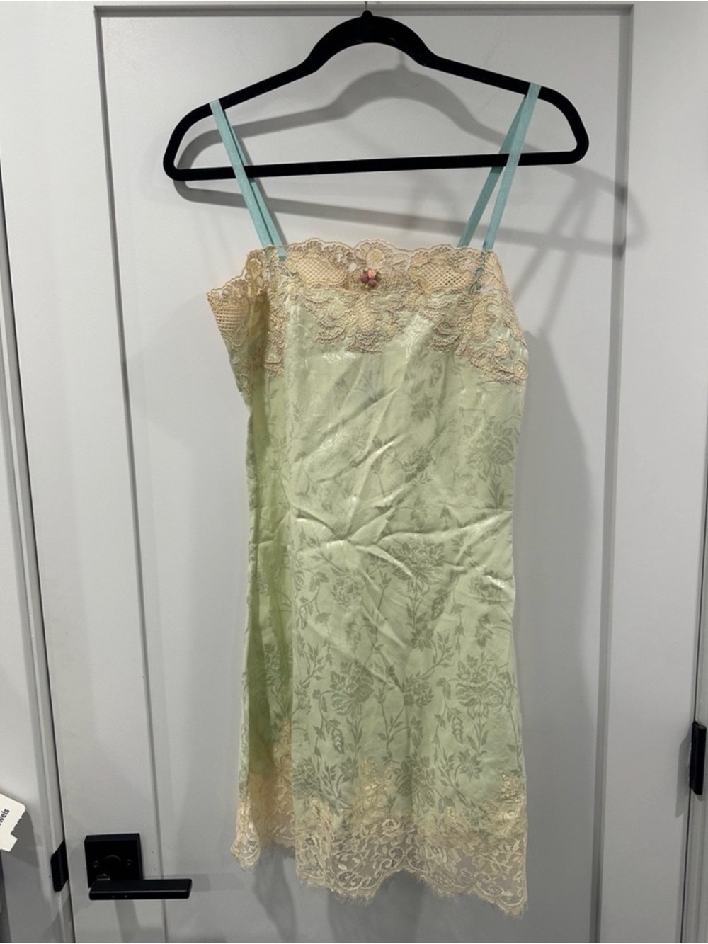 Zara Mint Green Slip with Cream Lace Trim - Picture 2 of 3